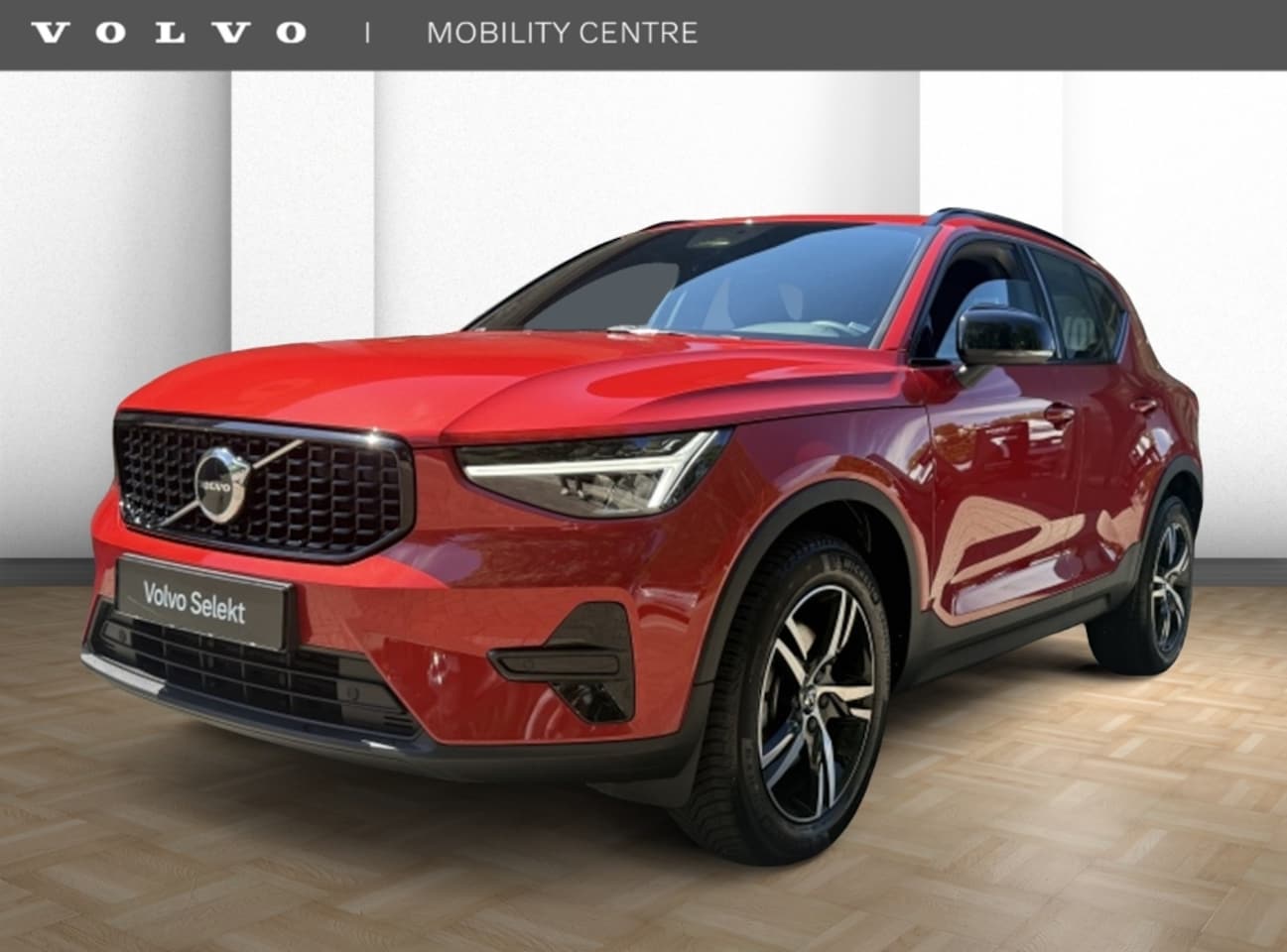 Volvo XC40 - B4 Plus Dark | Trekhaak | Harman Kardon Audio - AutoWereld.nl