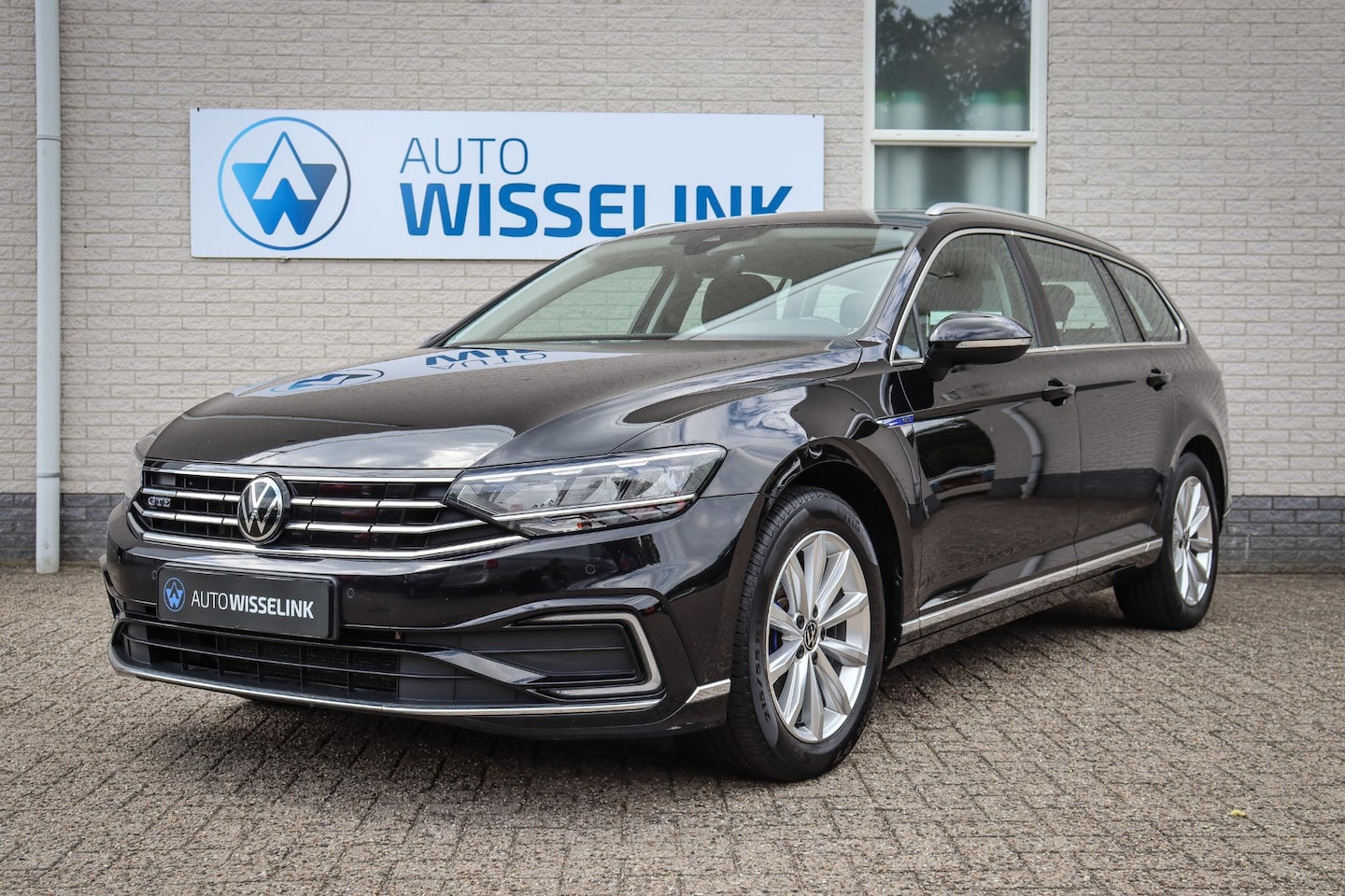 Volkswagen Passat - 1.4 TSI PHEV GTE Business Panodak/Trekhaak/virtual cockpit - AutoWereld.nl