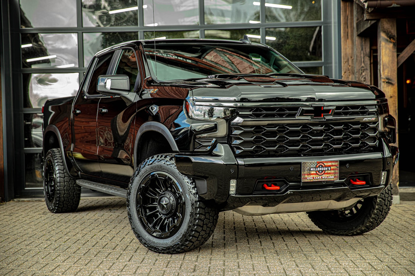 Chevrolet Silverado - ZR2 6.2 V8 | XD velgen | black pakket | - AutoWereld.nl