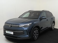 Volkswagen Tiguan - 1.5 eHybrid Life Edition | SoH 97% | Trekhaak | Adaptieve demping | Dodehoekdetectie | Sto