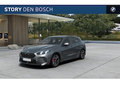 BMW 1-serie - 120 M Sport Automaat / Sportstoelen / Achteruitrijcamera / M Adaptief onderstel / Comfort