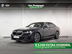 BMW 5-serie - Sedan 530e | M-Sport Pro | Travel Pack | Comfort Pack | Driving Assistant Plus | Harman/Ka