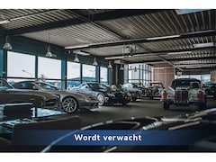Mercedes-Benz C-klasse - 300 AMG STYLING-BURMESTER-TREKHAAK-NIGHT-SFEERVERLICHTING-MULTISPAAKS VELGEN