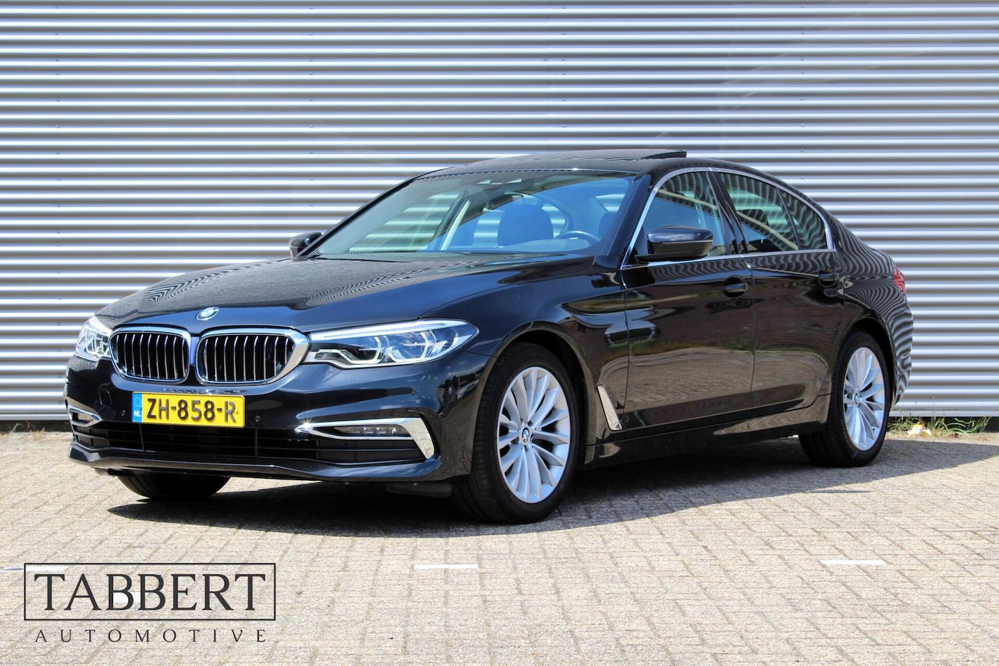 BMW 5-serie - 520i High Executive Edition Dakraam Luxury Line - AutoWereld.nl