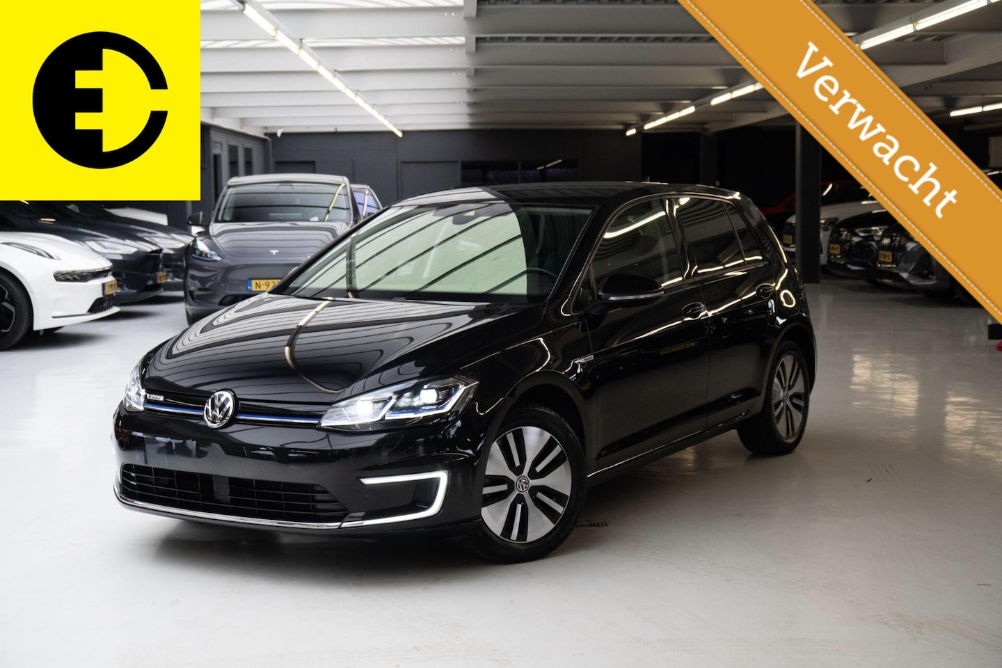 Volkswagen e-Golf - e-Golf | SOH 93,9% | Adaptive cruise control | PDC - AutoWereld.nl