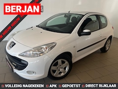 Peugeot 206 - 1.1 XR AIRCO CRUISE VELGEN ALL SEASON BANDEN ZEER NETTE AUTO NWE APK INRUIL MOG