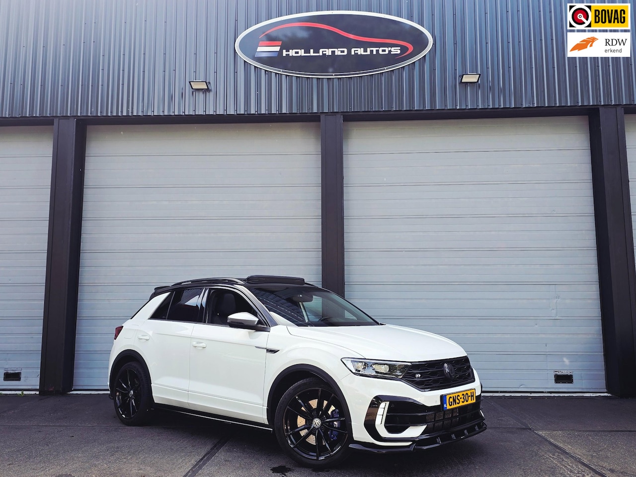 Volkswagen T-Roc - 2.0 TSI 4Motion R 430pk stage 2, akrapovic, pano, VOL! - AutoWereld.nl