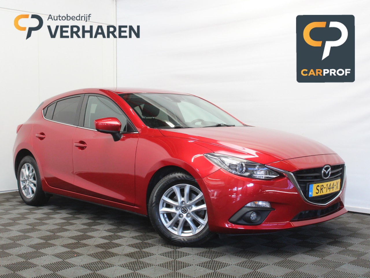 Mazda 3 - 2.0 TS+ CLIMATE | CARPLAY | CRUISE | LED | LMV16 | STOELVERW | PDCA | NAVI - AutoWereld.nl