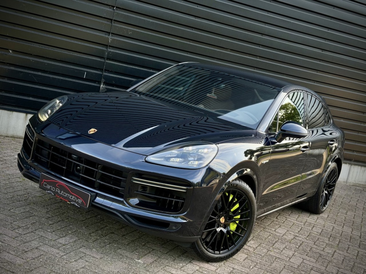 Porsche Cayenne Coupé - 4.0 TURBO S E-Hybrid PANO|CHRONO|CERAMIC|BURM3D|MASSAGE - AutoWereld.nl