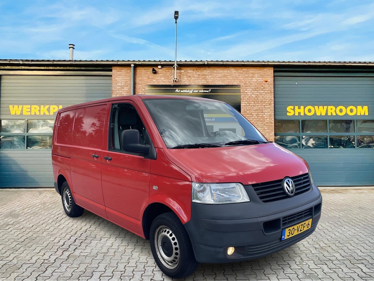 Volkswagen Transporter - 2.0 *Benzine*Airco*Cruise*NL-Auto* - AutoWereld.nl