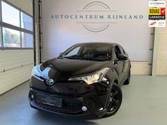 Toyota C-HR - 1.8 Hybrid Black edition, automaat, Camera, trekhaak
