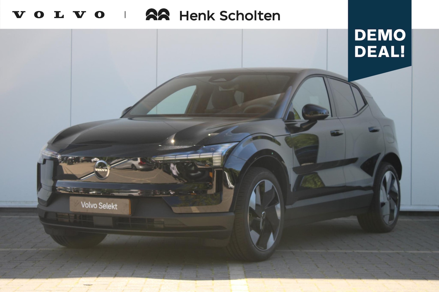 Volvo EX30 - P5 Long Range Plus Europa 69 kWh | Adaptieve Cruise Control met Pilot Assist | Sfeerverlic - AutoWereld.nl