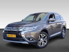 Mitsubishi Outlander - 2.0 Connect Pro | Achteruitrij assistent | Anti Blokkeer Systeem | Apple Carplay/Android A