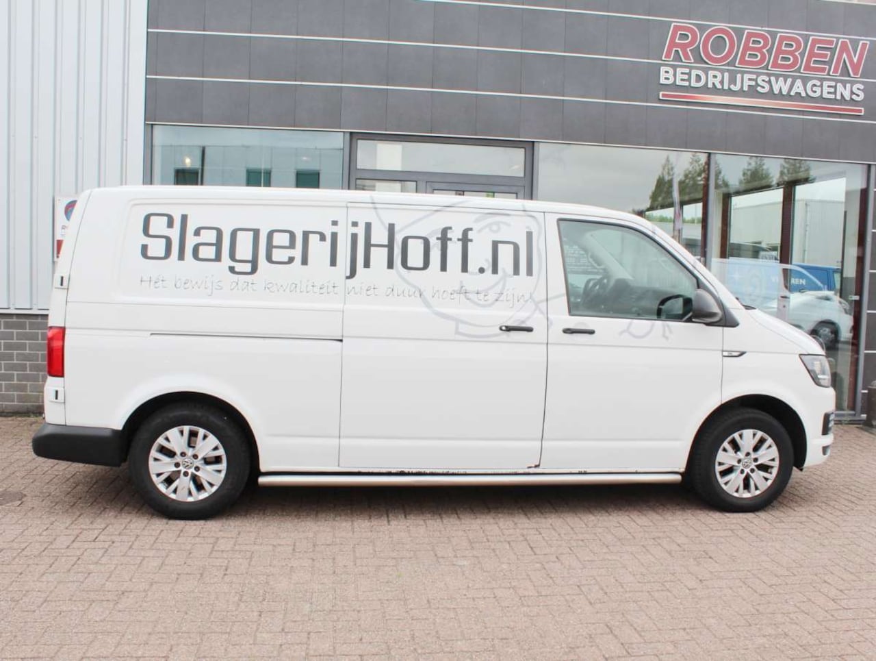 Volkswagen Transporter - T6 2.0 TDI Koelwagen Airco/Cruise/Trekhaak L2H1 - AutoWereld.nl