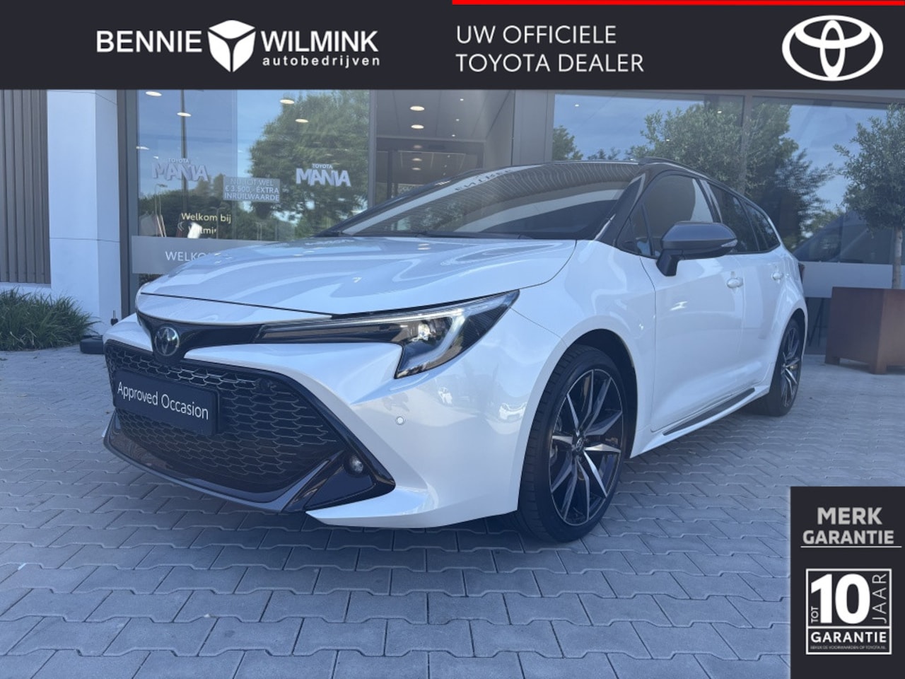 Toyota Corolla Touring Sports - Hybrid 140 GR Sport | Blindspot | Parkeersensoren - AutoWereld.nl