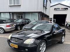Mercedes-Benz SLK-klasse - 230 K. Automaat Apk 17-06-2027 LET OP: INTRACARS IS IVM MET VAKANTIE GESLOTEN VAN 6 JULI T