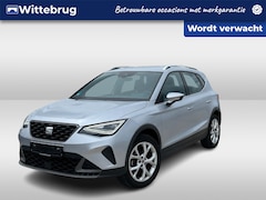 SEAT Arona - 1.0 TSI 110PK FR / Full-LED / Stoelverwarming / Parkeersensoren Achter / Draadloze App-Con