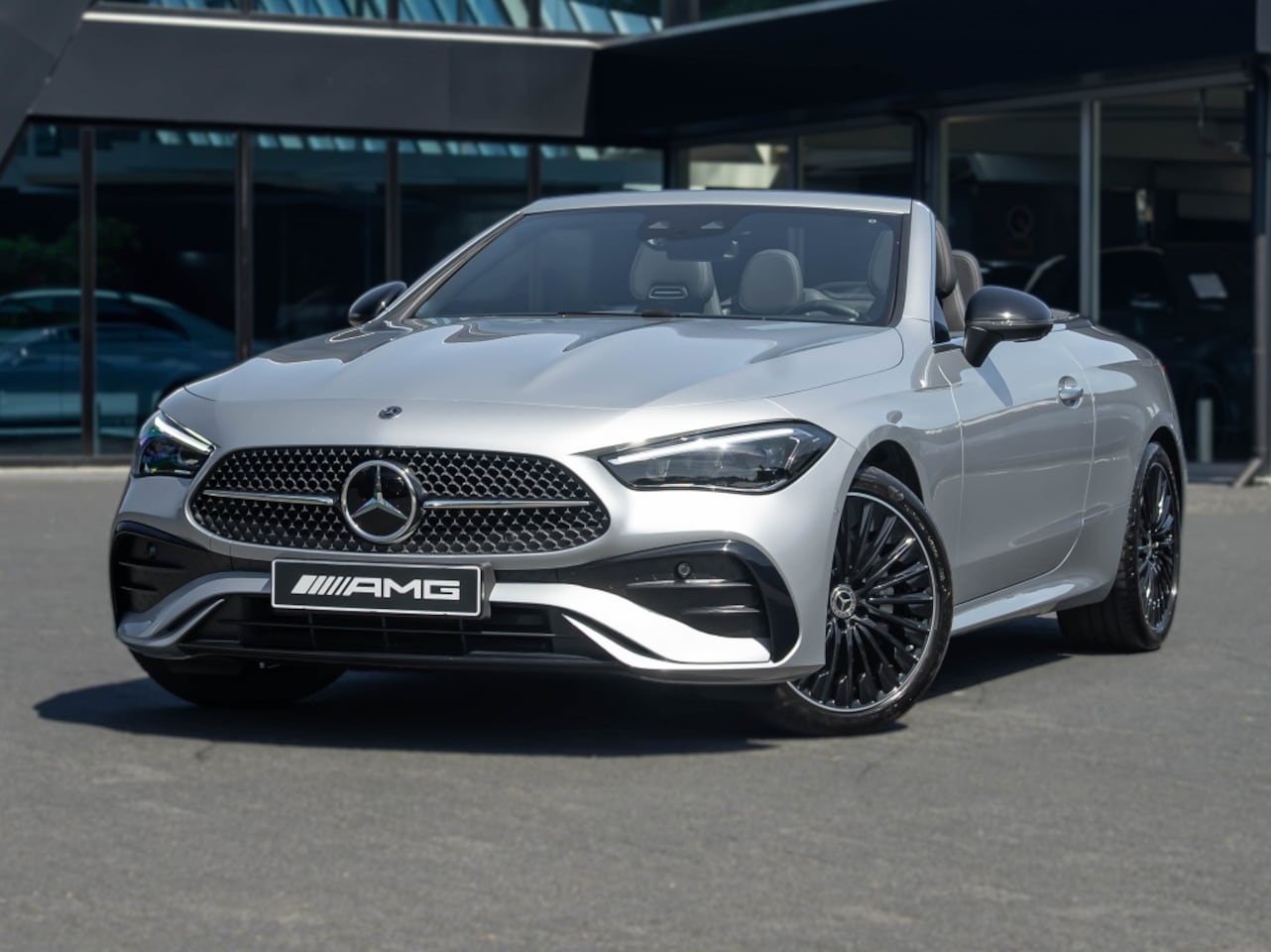 Mercedes-Benz CLE Cabriolet - CLE 200 AMG Line | Burmester | 360 Camera | Rij-ass. | Memory - AutoWereld.nl