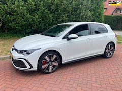 Volkswagen Golf - 1.4 eHybrid GTE btw dealer onderhouden hele mooie auto vele opties