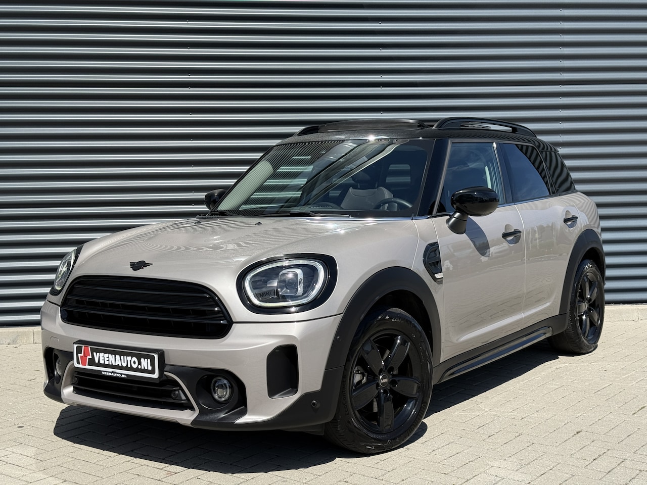 MINI Countryman - 1.5 Cooper Pano/H&K/Leder/Trekhaak - AutoWereld.nl