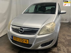 Opel Zafira - 1.8 Cosmo - Schade