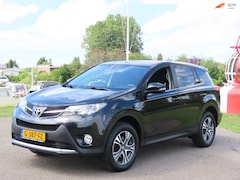 Toyota RAV4 - 2.0 Style 4WD *Navi *Camera *Dakje *Trekhaak *Cruise