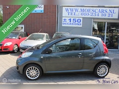 Peugeot 107 - 1.0-12V XR