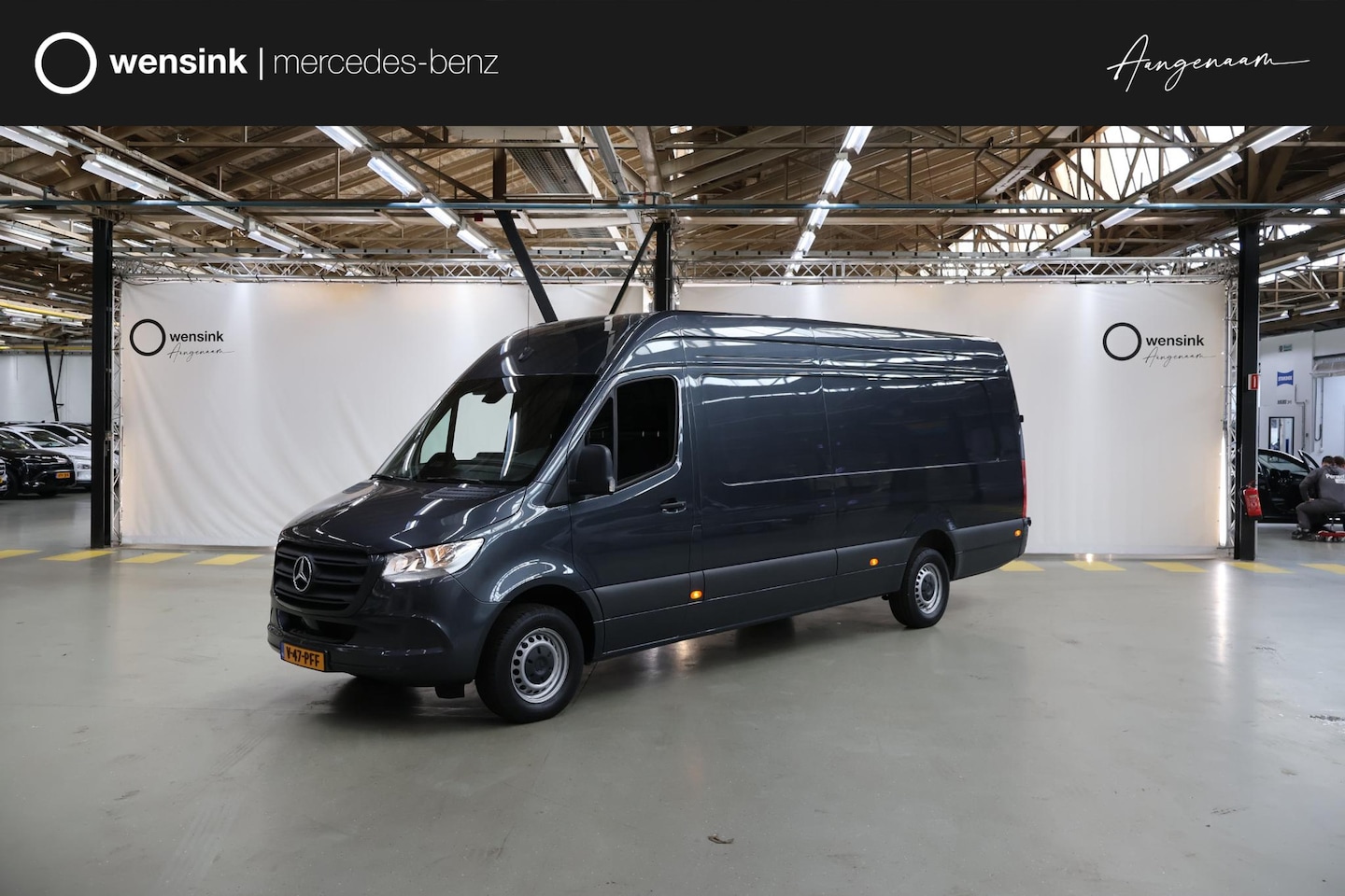 Mercedes-Benz Sprinter - 317 CDI | Aut. | L4 H2 | Pro | Parkeercamera | Apple Carplay/Android Auto | 3-zits | Airco - AutoWereld.nl
