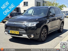 Mitsubishi Outlander - 2.0 PHEV Executive Edition X-Line | MOTOR TIKT |