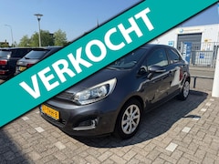 Kia Rio - 1.2 CVVT Super Pack . 2012 full opt
