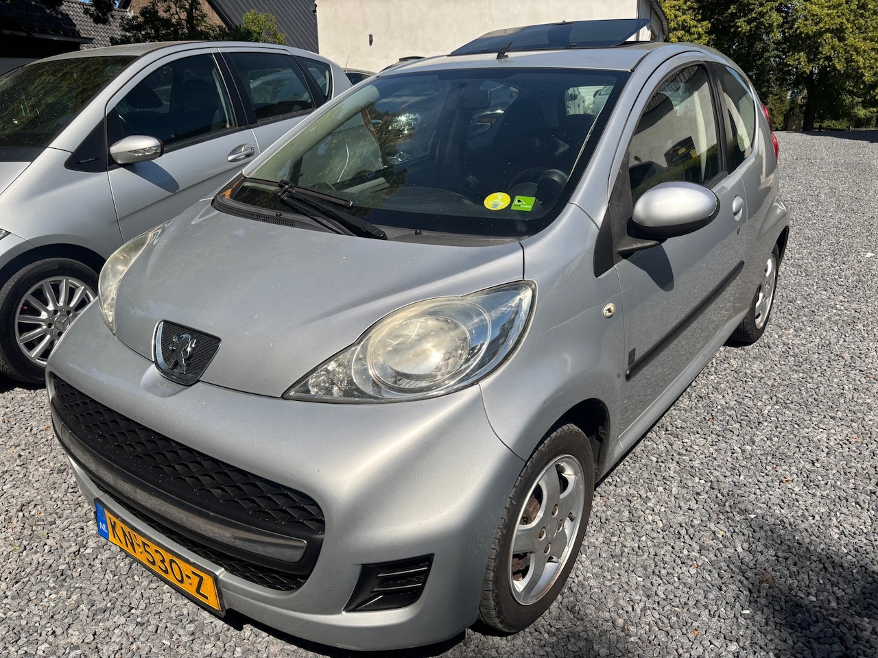 Peugeot 107 - 1.0-12V XR 1.0-12V XR - AutoWereld.nl