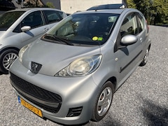 Peugeot 107 - 1.0-12V XR