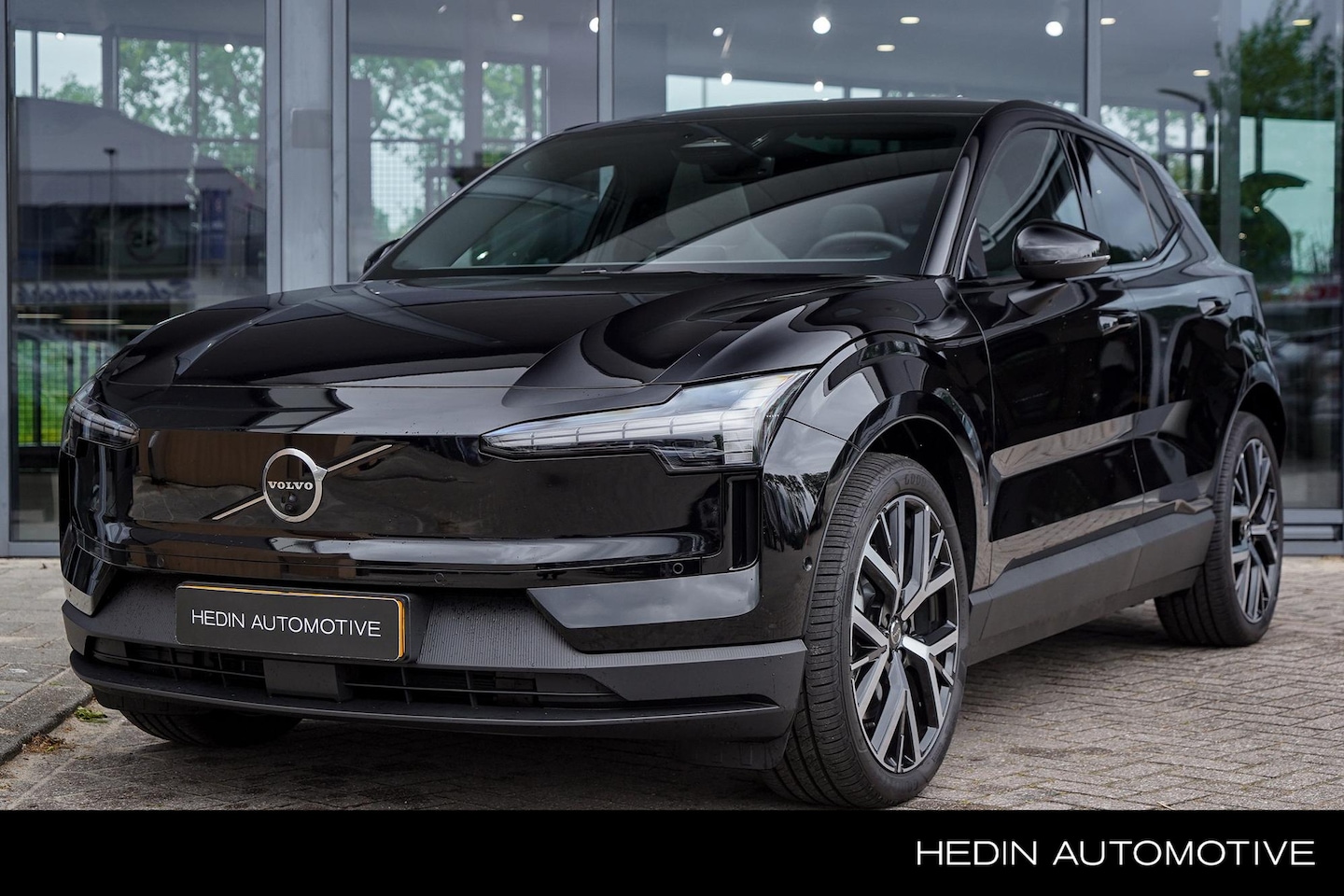 Volvo EX30 - Twin Motor Performance Plus 69 kWh Europa editie | 428 PK | 0-100 km in 3.6 seconden | Mis - AutoWereld.nl