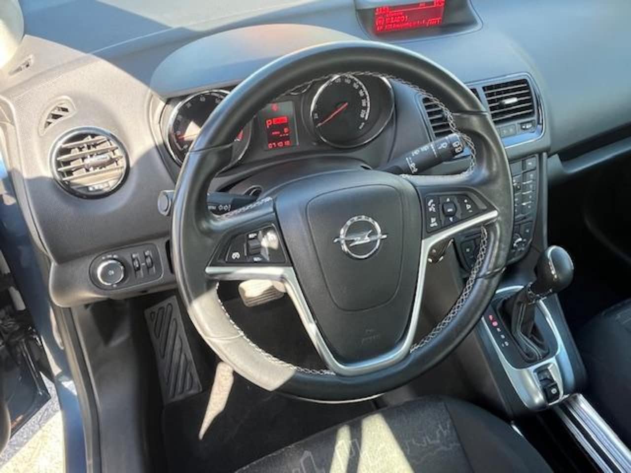 Opel Meriva - 1.4 Turbo 1.4 Turbo , automaat, weinig km, 1 jaar Bovag gar.