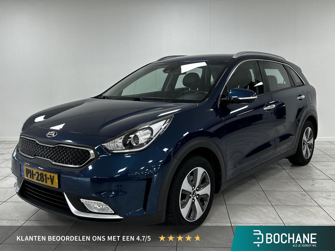 Kia Niro - 1.6 GDi Hybrid DynamicLine NAVIGATIE | TREKHAAK | ACHTERUITRIJCAMERA | PARKEERSENSOREN VOO - AutoWereld.nl