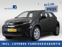 Toyota Aygo X - 1.0 VVT-i S-CVT Play | Stoelverwarming | Achteruitrijcamera | Apple CarPlay/ Android Auto
