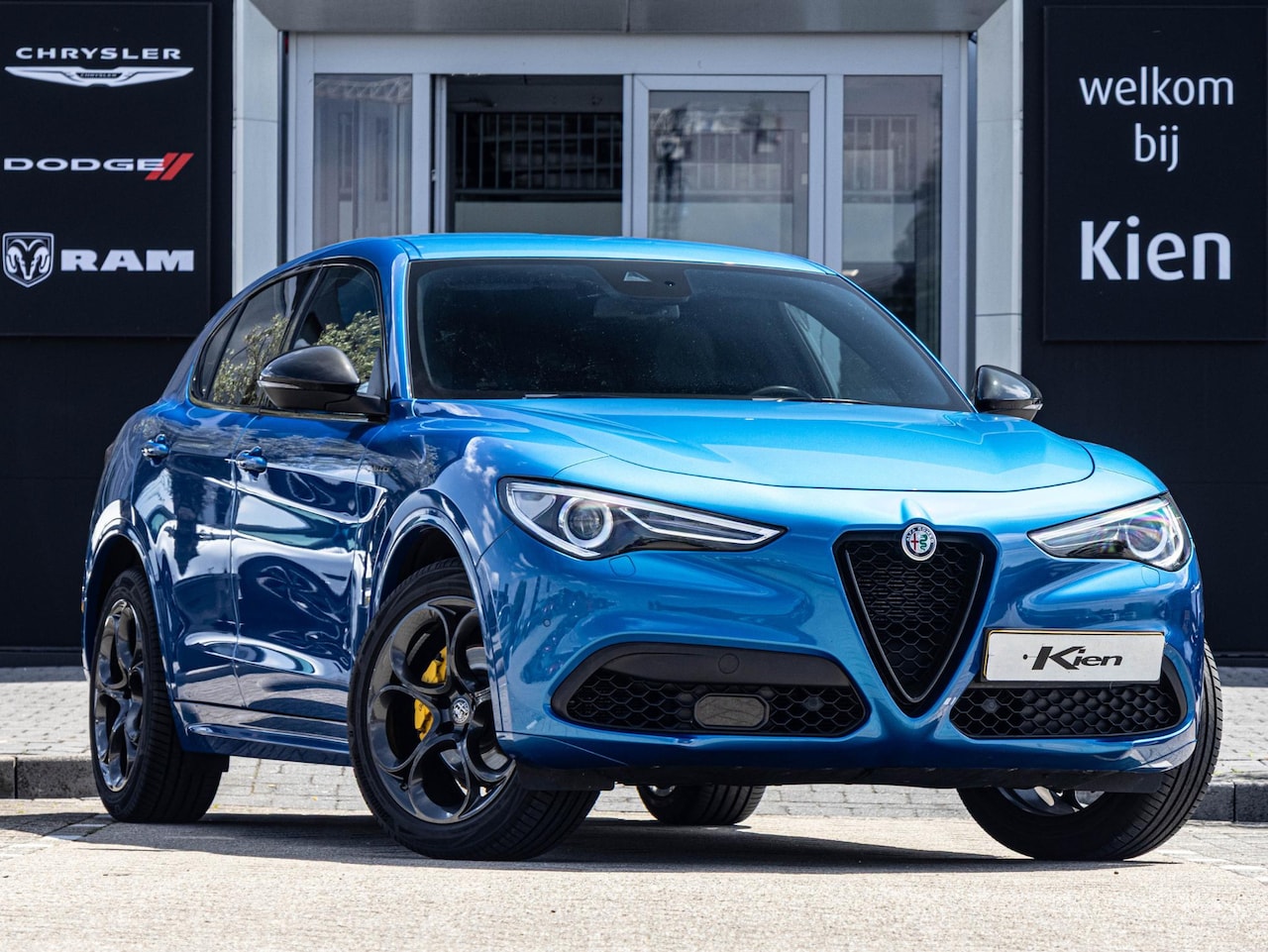 Alfa Romeo Stelvio - 2.0 T AWD Veloce 280 pk | Sportstoelen | Adap. Cruise Control | Schakelflippers | 20" velg - AutoWereld.nl