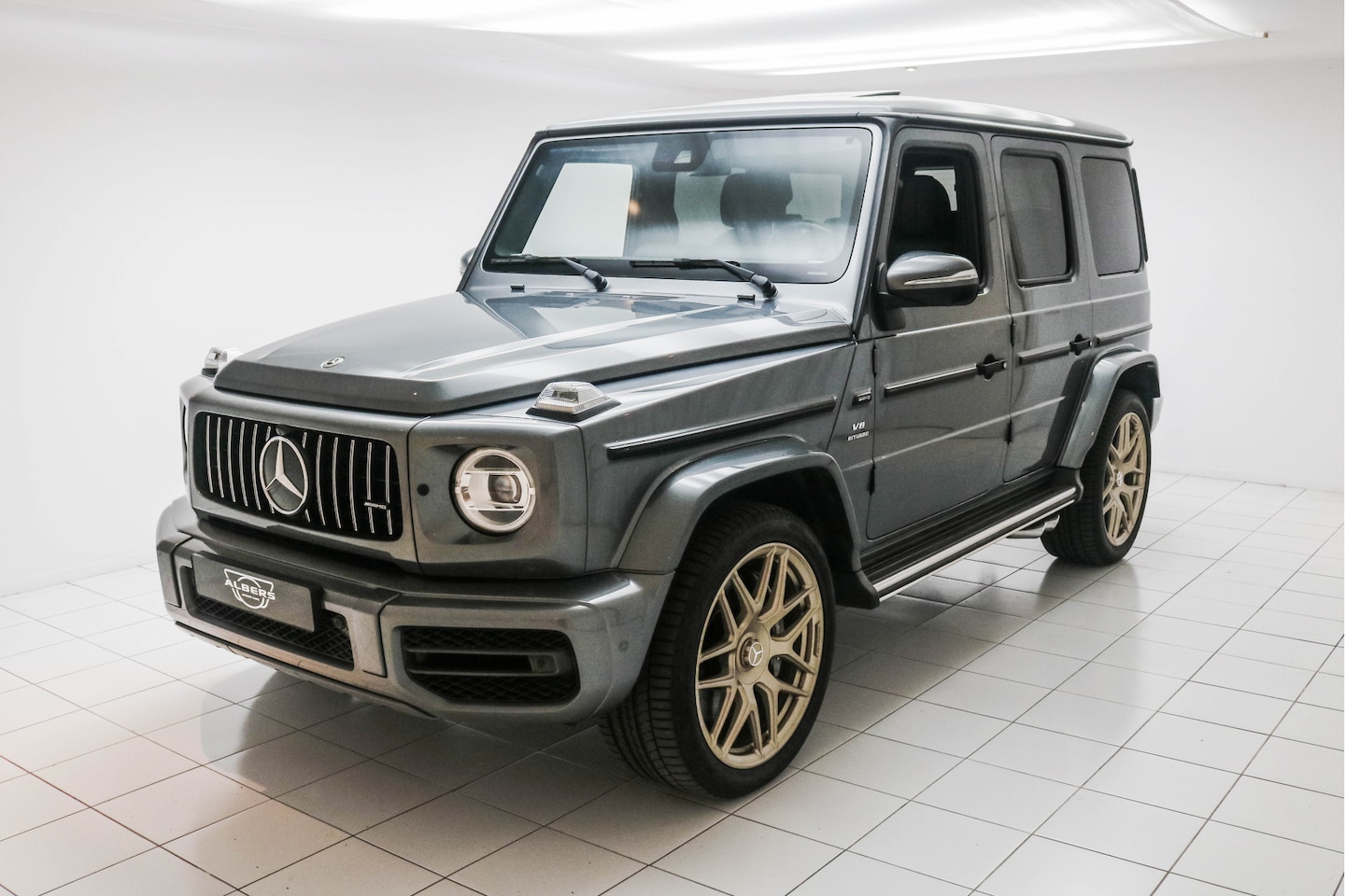 Mercedes-Benz G-klasse - 63 AMG Rear entertainment - Glass roof - Burmester - 2 owners - Dealer maintained - AutoWereld.nl
