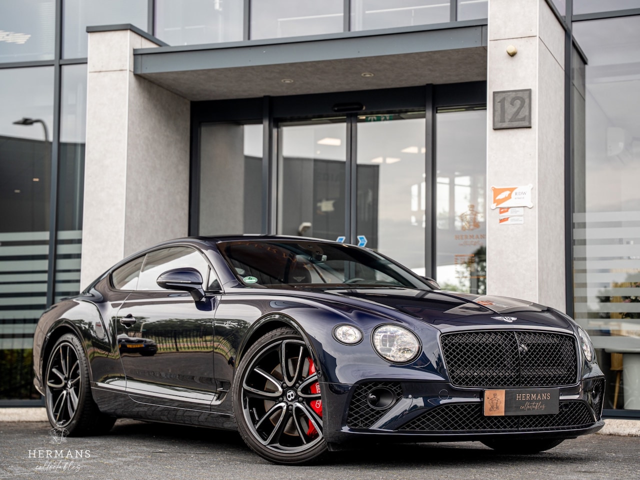 Bentley Continental GT - 4.0 V8 / 1st owner / Massage / Adaptive / Perfect History - AutoWereld.nl