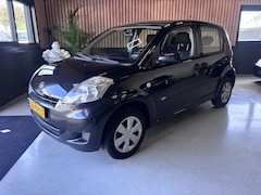 Daihatsu Sirion 2 - 1.3-16V Comfort UNIEK 73862KM AUTOMAAT