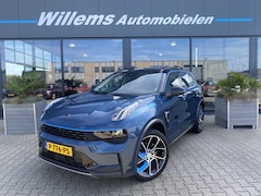 Lynk & Co 01 - 1.5 App-Connect, 360' Camera & Panoramadak Verkoopprijs = Inclusief Trekhaak