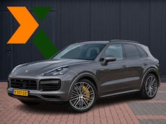 Porsche Cayenne - 4.0 Turbo S E-Hybrid 680 pk | Org NL | Carbon | Achterasbesturing | Panodak | HUD | Adap C