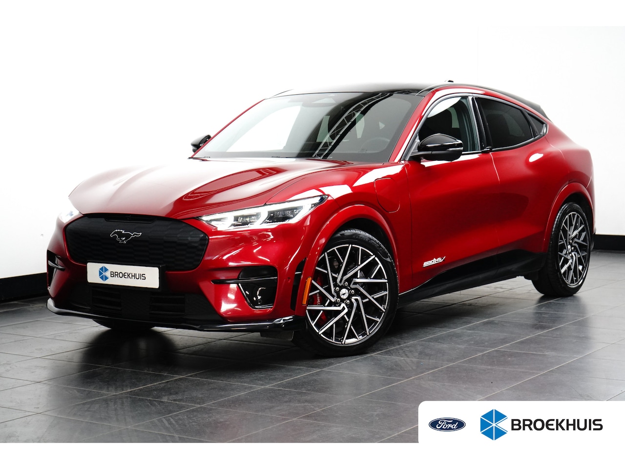 Ford Mustang Mach-E - GT AWD 487pk | SOH 97,5% | Adap. Cruise Control | 360 camera | Apple Carplay | - AutoWereld.nl