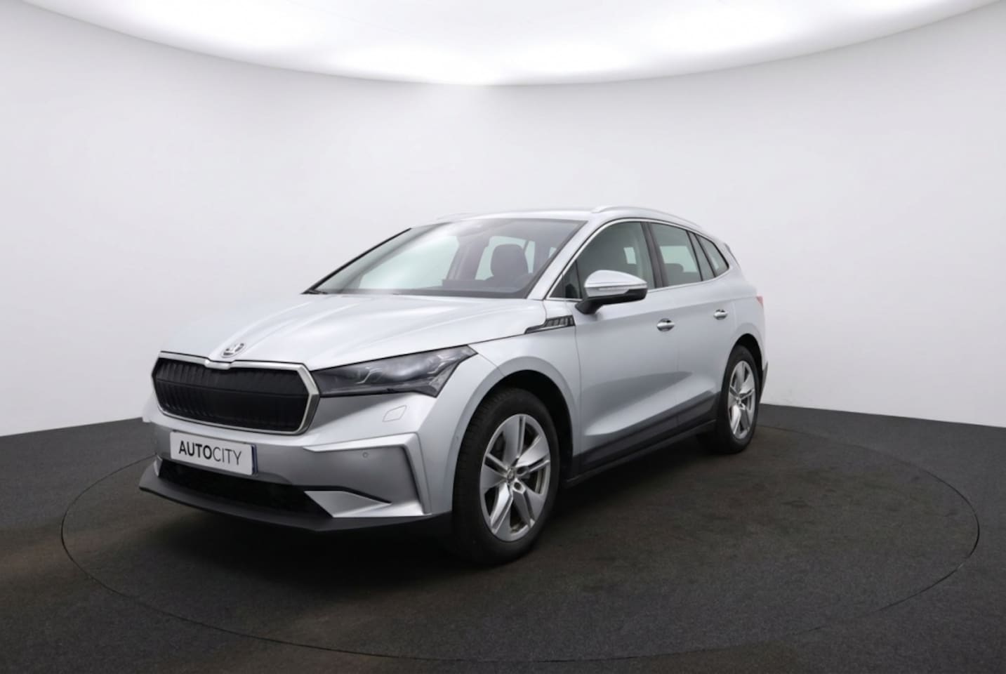Skoda Enyaq iV - 80 Loft 82 kWh 97.66% SOH! Panorama l Warmtepomp l VOL OPTIES - AutoWereld.nl