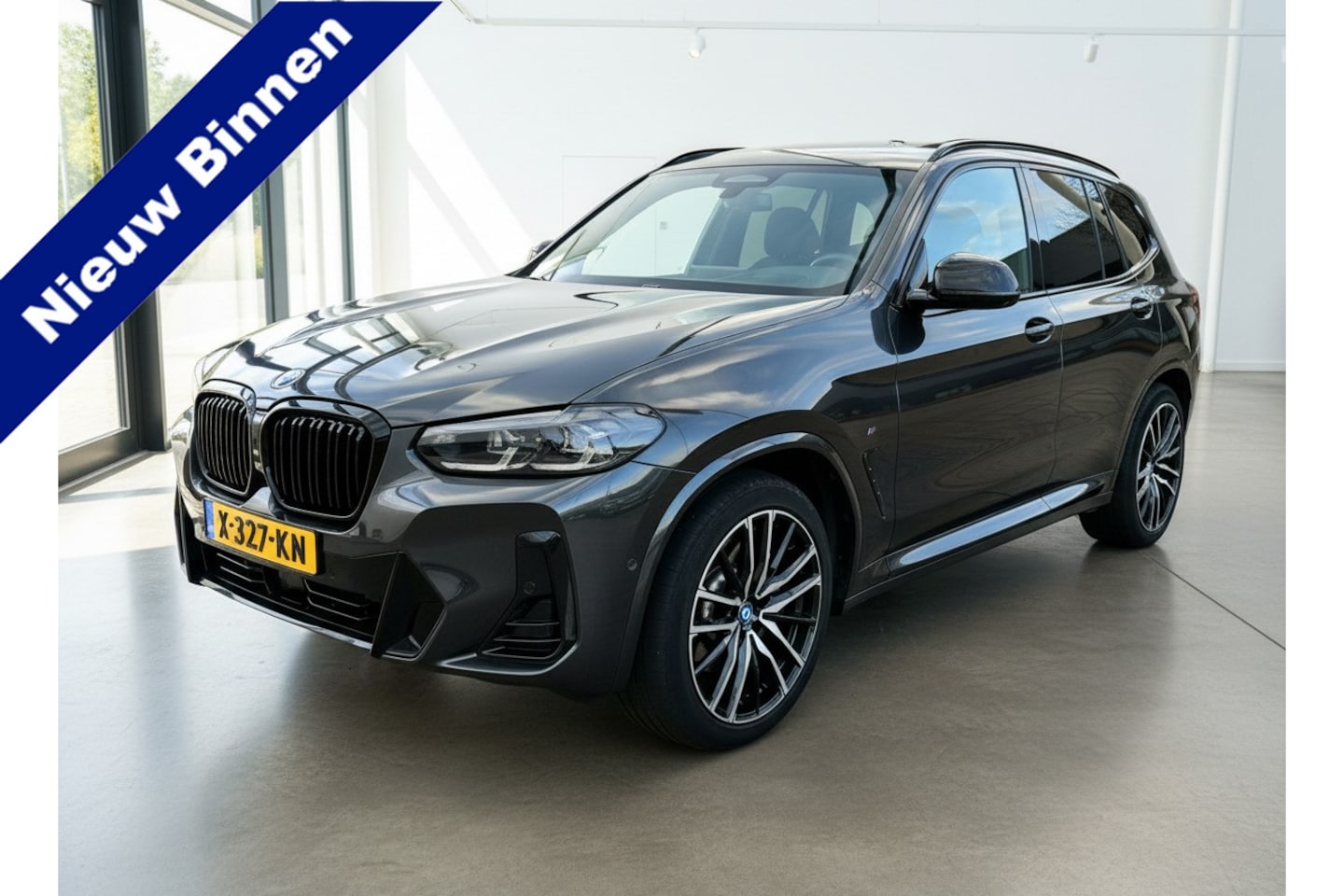 BMW iX3 - High Executive 80 kWh M-Sport | Panodak | HUD | Trekhaak | H&K | Memory | ACC | - AutoWereld.nl
