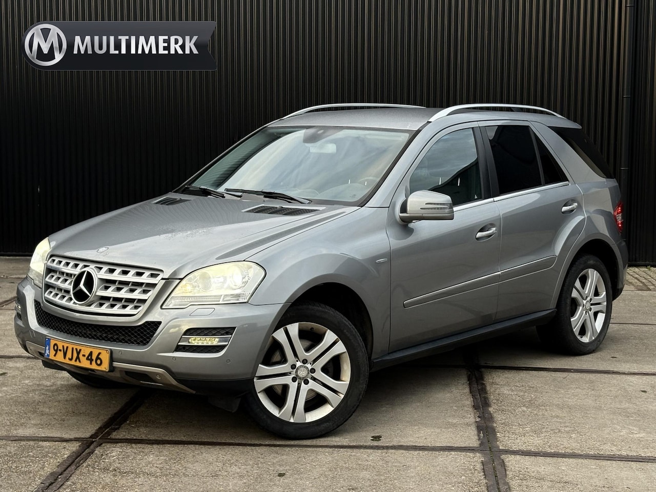 Mercedes-Benz M-klasse - ML 300 V6 205 PK AUT | 3500KG TREKHAAK | AIRMATIC LUCHTVERING | 4MATIC - AutoWereld.nl