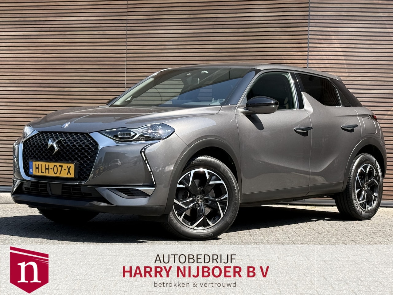 DS 3 Crossback - 1.2 PureTech So Chic Carplay / Camera / Lm Velgen / Half Leer / Lm Velgen - AutoWereld.nl