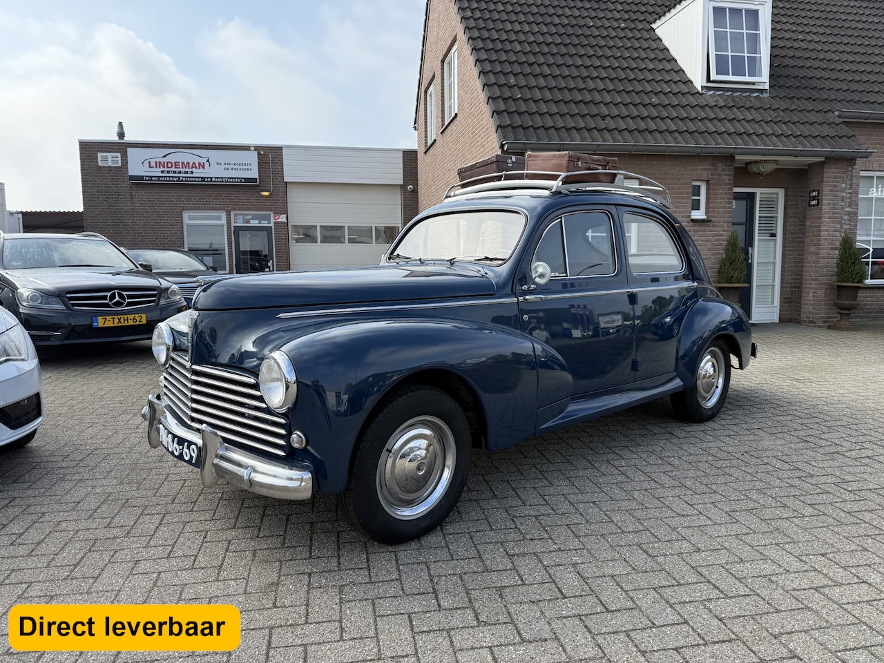 Peugeot 203 - C Compacte-Klasse 1958 Blauw (Prachtige staat) - AutoWereld.nl