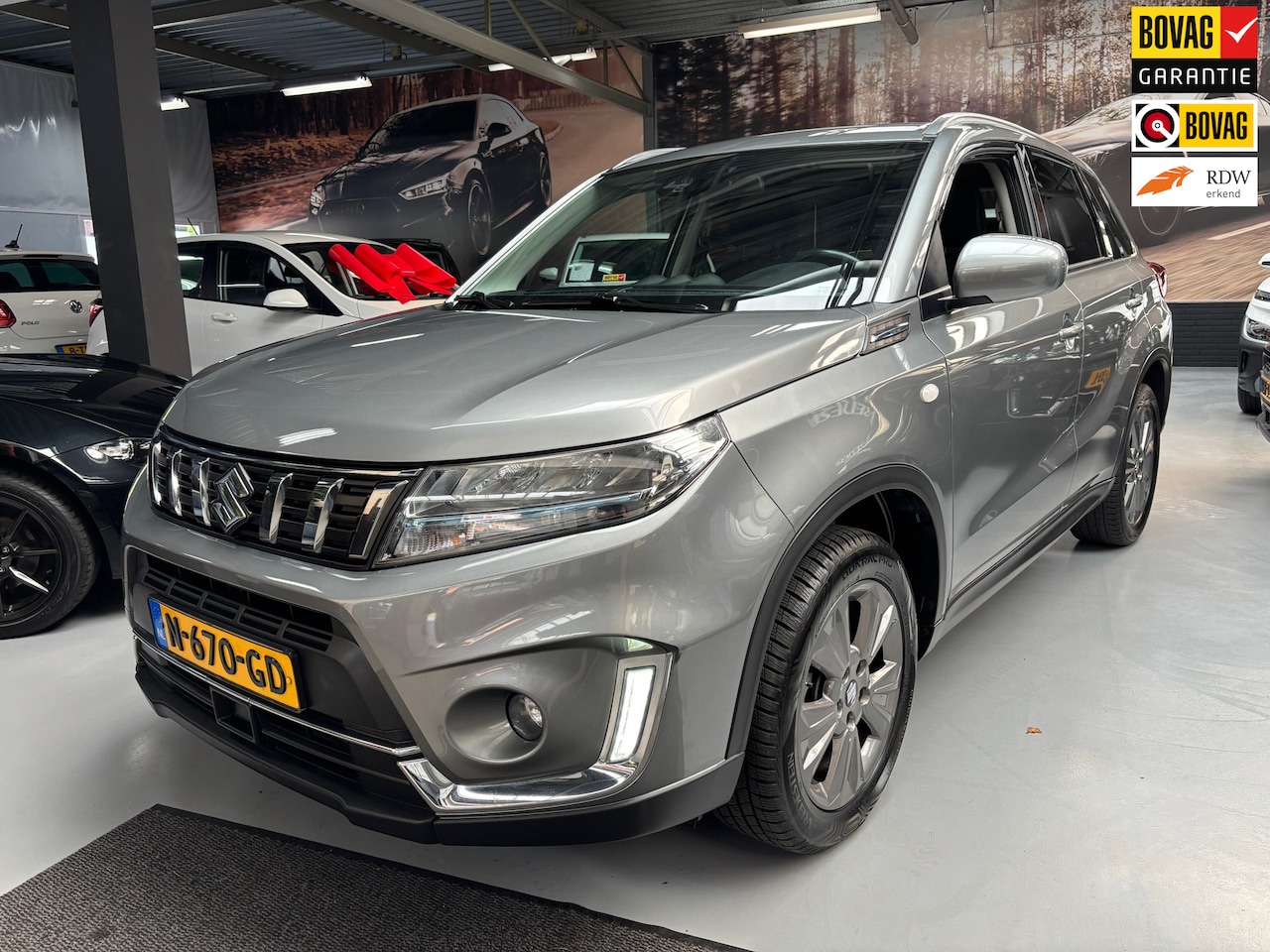 Suzuki Vitara - 1.4 Boosterjet Select Smart Hybrid / Navi / Stoelverwarming - AutoWereld.nl