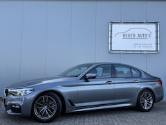 BMW 5-serie - 520i Executive Automaat M-Pakket/Trekhaak/LED